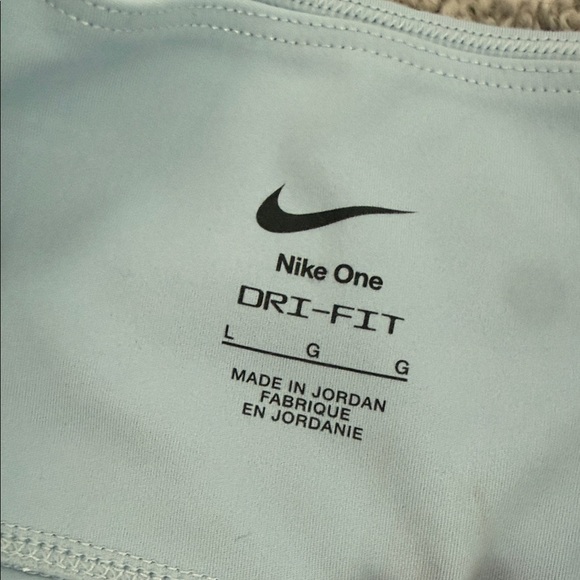Nike Women's Sky Blue Bike Shorts - Picture 3 of 3